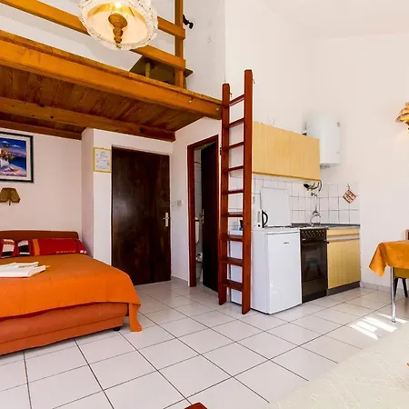 Apartments Pera Razanj Exterior photo