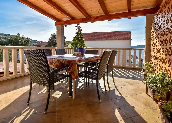 Apartments Pera
