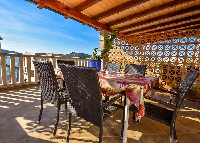 Apartments Pera