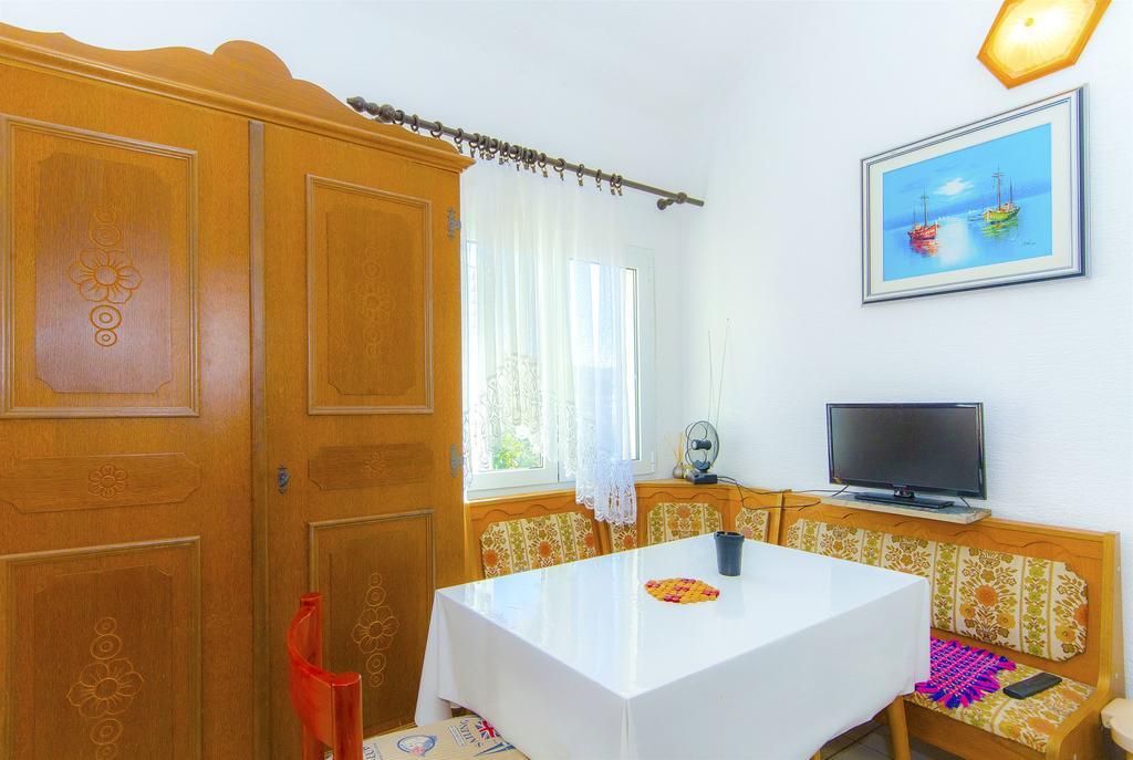 Pera Apartment Razanj